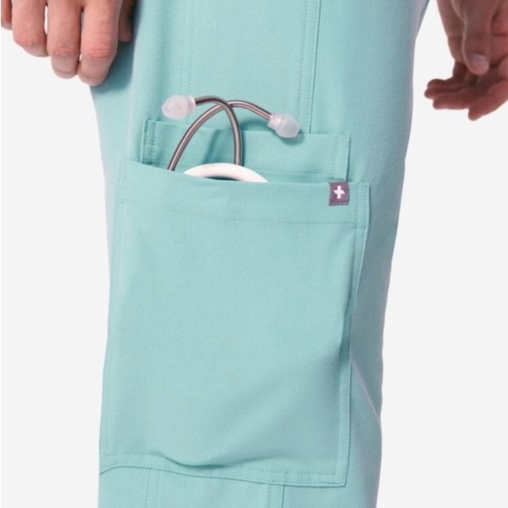 Figs Kade Cargo Womens Size M Scrub Pants Teal STYLE#: T21004 - Picture 4 of 8